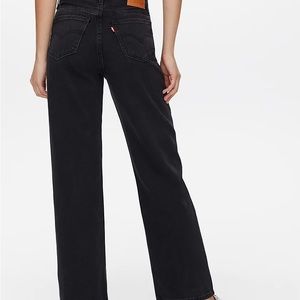 Levis loose straight black jeans 26